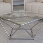 Table basse design en verre transparent et métal argenté BONIE